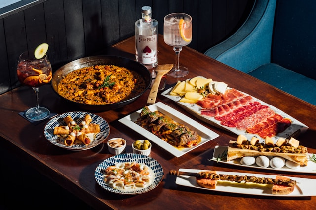 Zo creëer je een gezellige tapasavond met vrienden